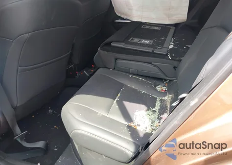 2025 Toyota Crown Signia Xle из США, поврежденный, VIN JTDACAAJ7S3006338